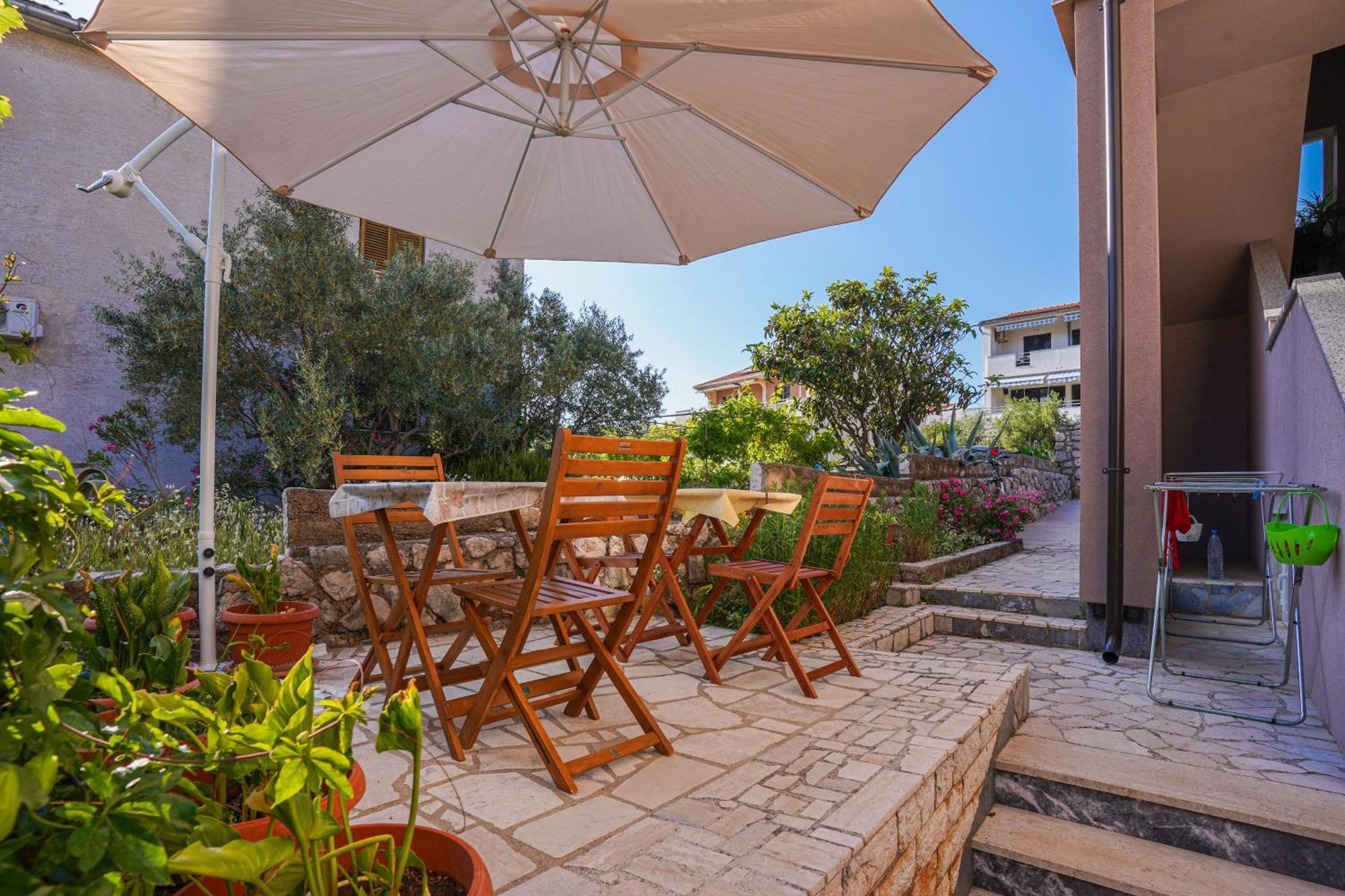 Room Elelina Cres Exterior photo